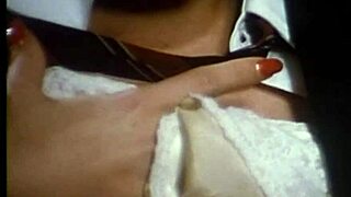 Kelly Trump Blows Cumshot!