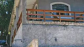 Married babe flaunts tight body by pool, hubby silent 😜