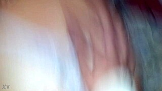 Amatööripari villiintyy kuumassa kotitekoisessa klipissä