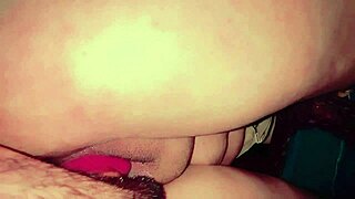 I make an unsatisfied stepmom cum with her wet pussy and big ass