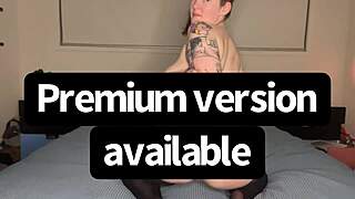 Hey, Watch Me Spank Until My Ass Glows Red!