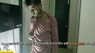 TV Mechanic Bangin’ Big Tits Divorced Bhabhi, Man Bengali Bhabhi Sex So Hot