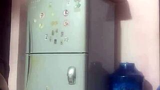 nứng quá, muốn liếm lông mu ngay