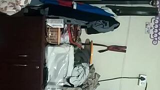 Hey aunty, show me those hidden big tits now!