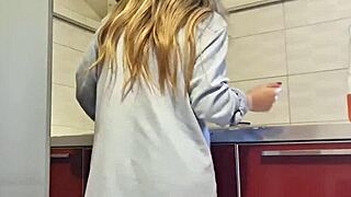 Hot Girl Cleans Stove And Gets Aroused With Big Ass