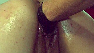 porno slut gets pussy stretched by gloved fist?