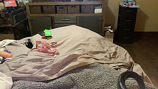 Girl in lingerie, wanna see a guy tease with dildo?