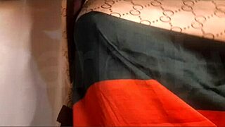 Curvy teen girl masturbates wildly!