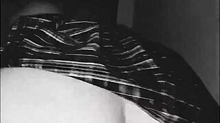 amor me haces tan feliz colegiala cristiana 18 años es follada por su novio en su uniforme escolar video casero real amateur