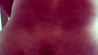 delivery guy sucks and rides tranny for fun