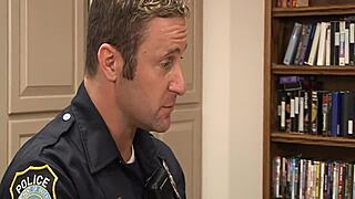 How does Jordan Fleiss handle that big dick at 18?