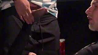 Guy with big tool recognized me at cinema to film raw pounding