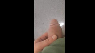 leave the laundry and take this load zeus kelsey kane 😏