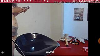 Watch this mature Colombian model live on webcam?