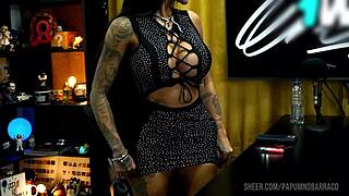 ブラジル人のビビ・グリッフォがルアンに屋外インタビューでからかう