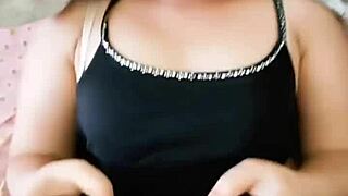 selingkuhan gets to bang his friend's chubby wife in steamy asian affair