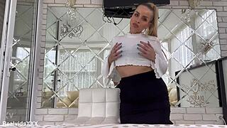 Gianna Dior's Wet Pussy Sucked To Mouth In Cumshot Scene.