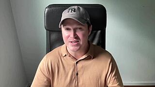 art school setting sparks a unique intimate encounter