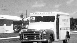 i lick mrs quinns tits in this 3some fingering