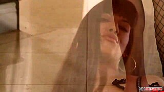 αγαπώ τον τεράστιο κώλο της Kendra Lust