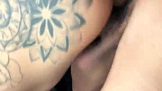 大きな尻がドタドタ若者に犯される