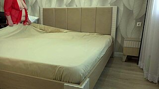 Home camera captures mature housewife changing sheets and masturbating