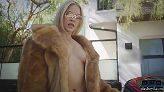 Alexis Texas' Hot Striptease On Car?