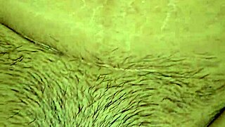 Watch this latina milf cum on her pussy in a real orgasm