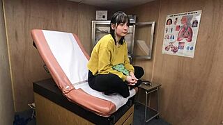 Scarlett's tit checkup 😏