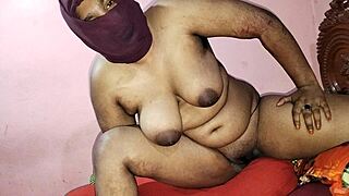 Fuck Deshi Bhabhi And Uncle In Hardcore Indian Sex!