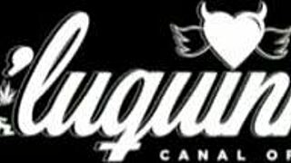 Har Du Nogensinde Fucket en Ung 18+ Pige i Offentlighed Efter Karneval?