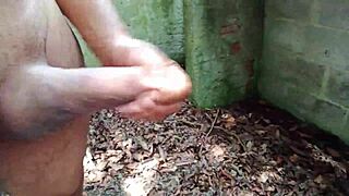 feeling the huge hairy cock of brazilian muscle man yuri gaucho cumload