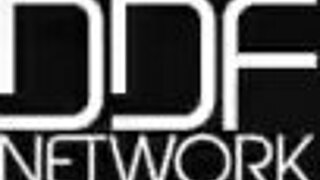 Суперсексуальные милфы с большими сиськами кайфуют в клинике!