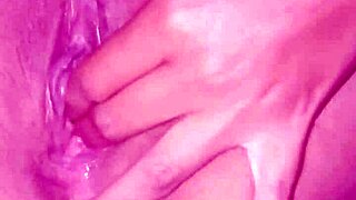 I'm giving myself a quick masturbation session