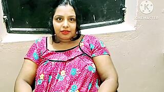 i watch indian bhabhi get chudai by boyfriend with hindi audio
