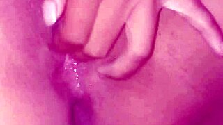 I'm giving myself a quick masturbation session