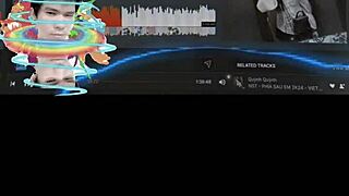 teen eats pussy with lots of juices