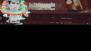 teen eats pussy with lots of juices