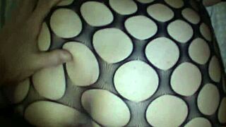 Neighbor craves swallowing huge cum in mouth