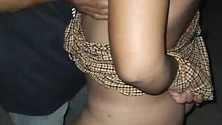 manoseada y exhibida en playa publica.