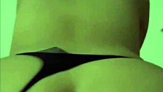 how delicious my gf’s big buttocks bounce, damn! 🍑