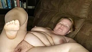 Shes horny and wet from pregnancy, wants fucked on couch