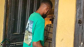 Whatsapp vendor brings home delivery