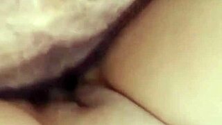 A sexy homemade amateur video with some sucking scenes