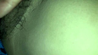 mostrando la vagina peluda de mi esposa claudia