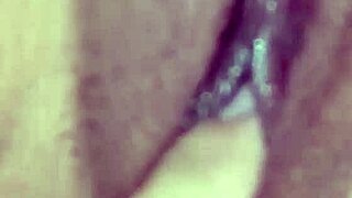 Helvetti, sormittelen hänen tiukkaa reikää ennen kuin naidan tyttöystävääni kovaan!