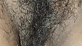 Indian Desi Beauty Gets Licked in Sexy Bed Scene