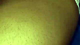 Indian Desi Beauty Gets Licked in Sexy Bed Scene