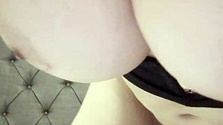 I love Nicky Ferrari, that milf