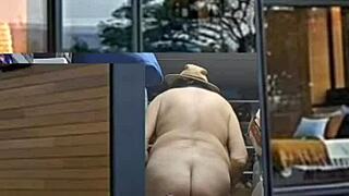 zea812 update with feet, ass, and crossdressing play 😍